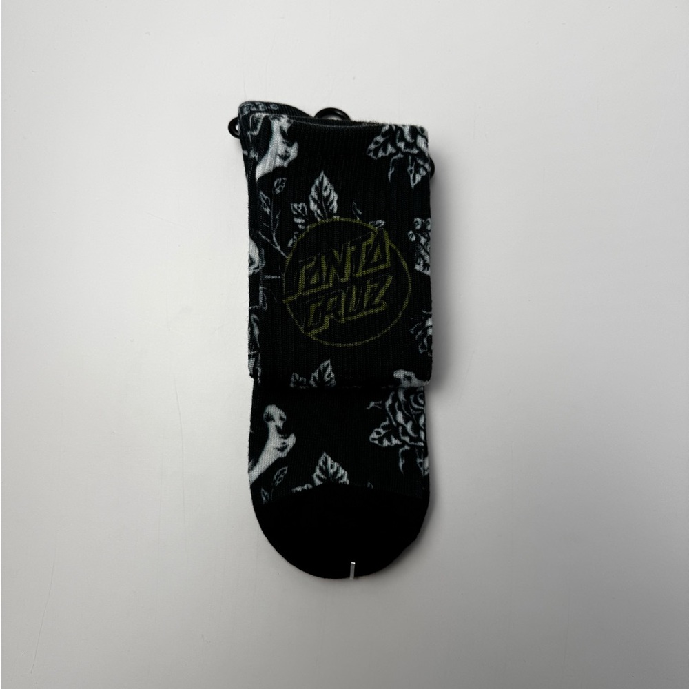 Santa Cruz Crew Socks Mens Womens Unisex Large 9-11 Black Floral All Over Print - Picture 2 of 2